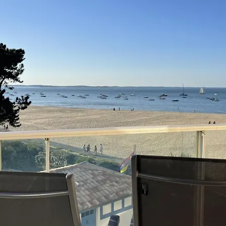 Premiere Ligne - Vue Exceptionnelle - Acces Direct - Grand Balcon - Parking Privatif Clos - A Pieds *