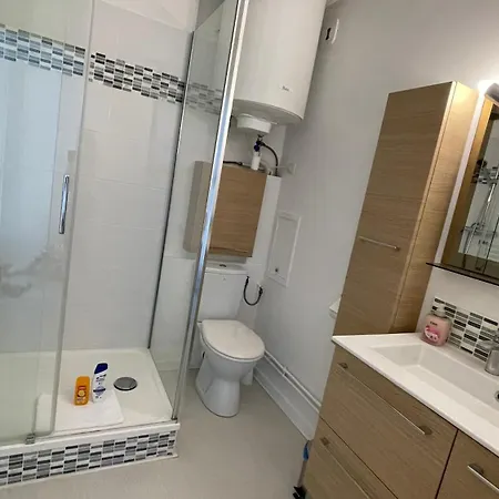 아파트 Premiere Ligne - Vue Exceptionnelle - Acces Direct - Grand Balcon - Parking Privatif Clos - A Pieds