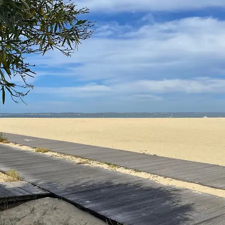 Premiere Ligne - Vue Exceptionnelle - Acces Direct - Grand Balcon - Parking Privatif Clos - A Pieds Arcachon