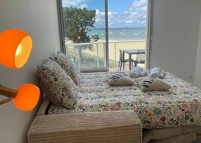 Appartement Premiere Ligne - Vue Exceptionnelle - Acces Direct - Grand Balcon - Parking Privatif Clos - A Pieds *